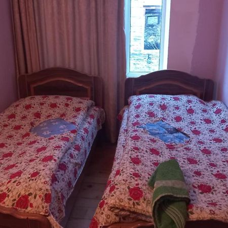 Bezengi Guest House Lalkhori 外观 照片