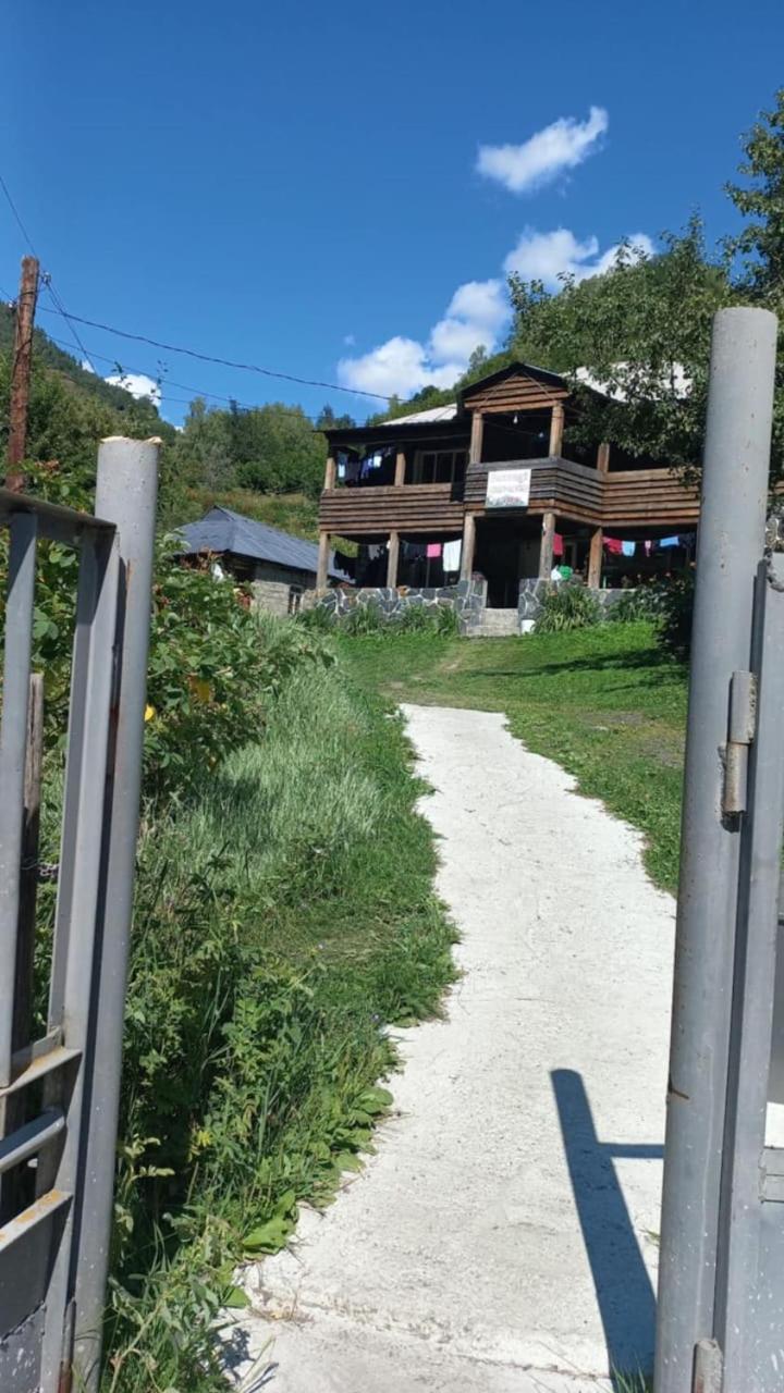 Bezengi Guest House Lalkhori 外观 照片
