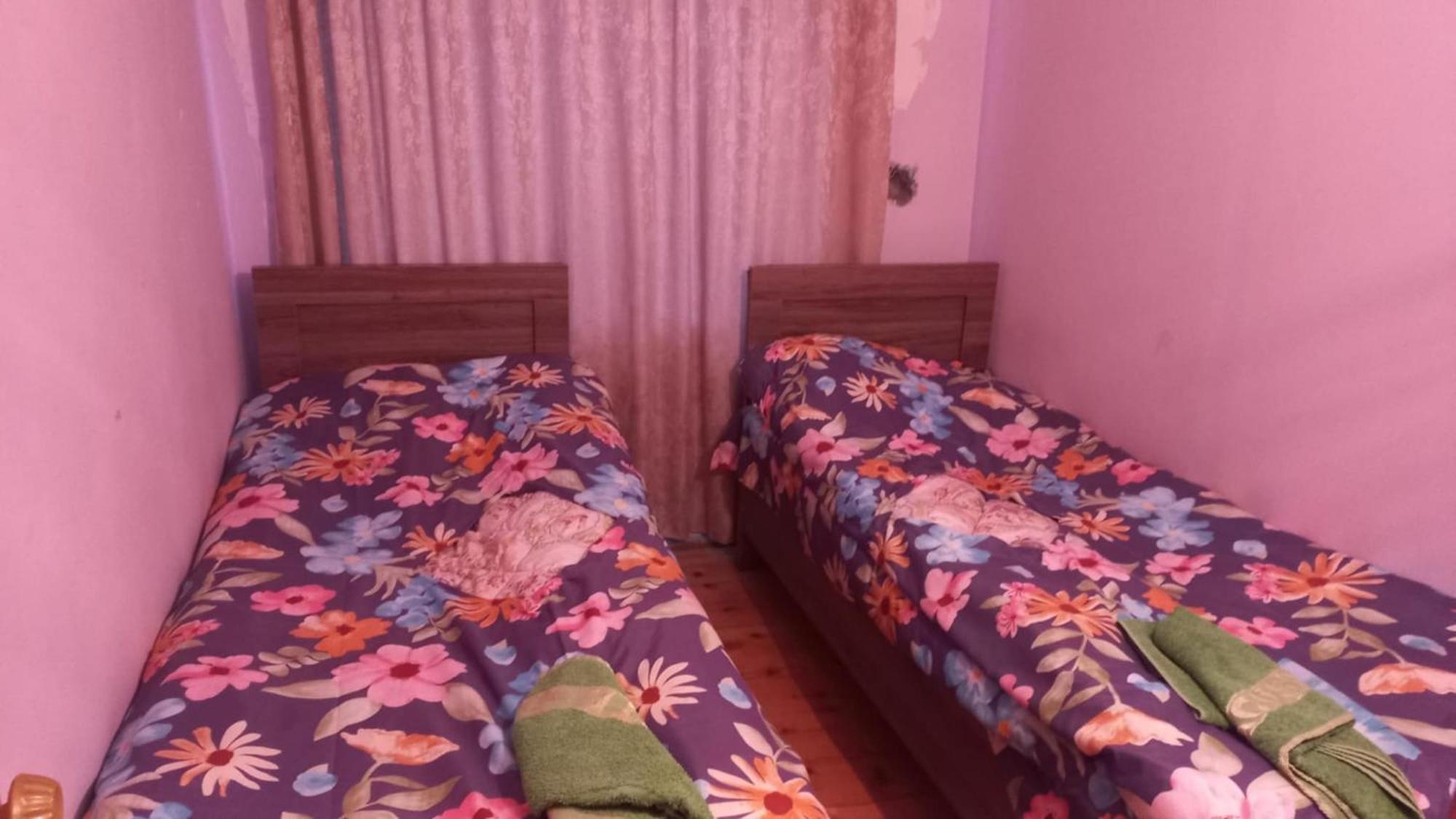 Bezengi Guest House Lalkhori 外观 照片